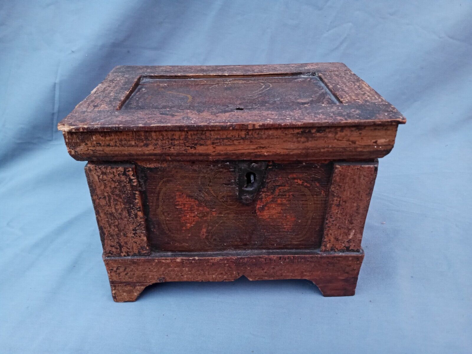 7" Antique Folk Art 1790's American Pine Document Box Hidden Drawer orig surface