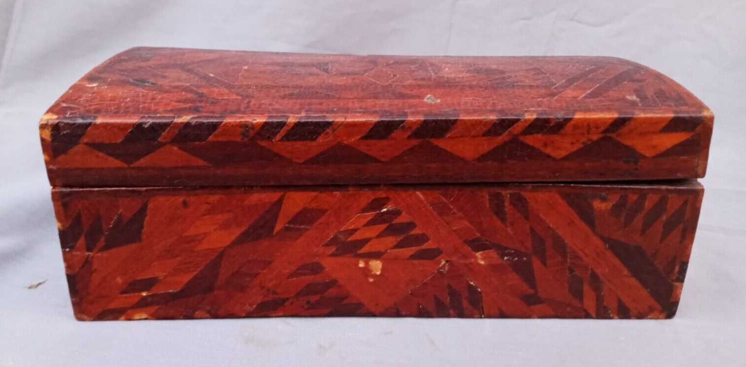 Antique Prisoner Art made carved inlaid box Fort Madison Iowa State Prison 1899