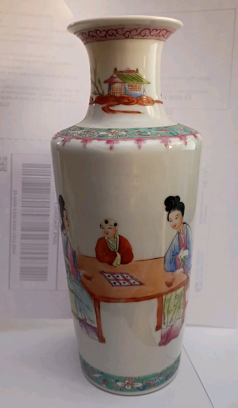 Chinese Republic Oriental 8" Vase Famille Rose Porcelain hand painted 1920 bats