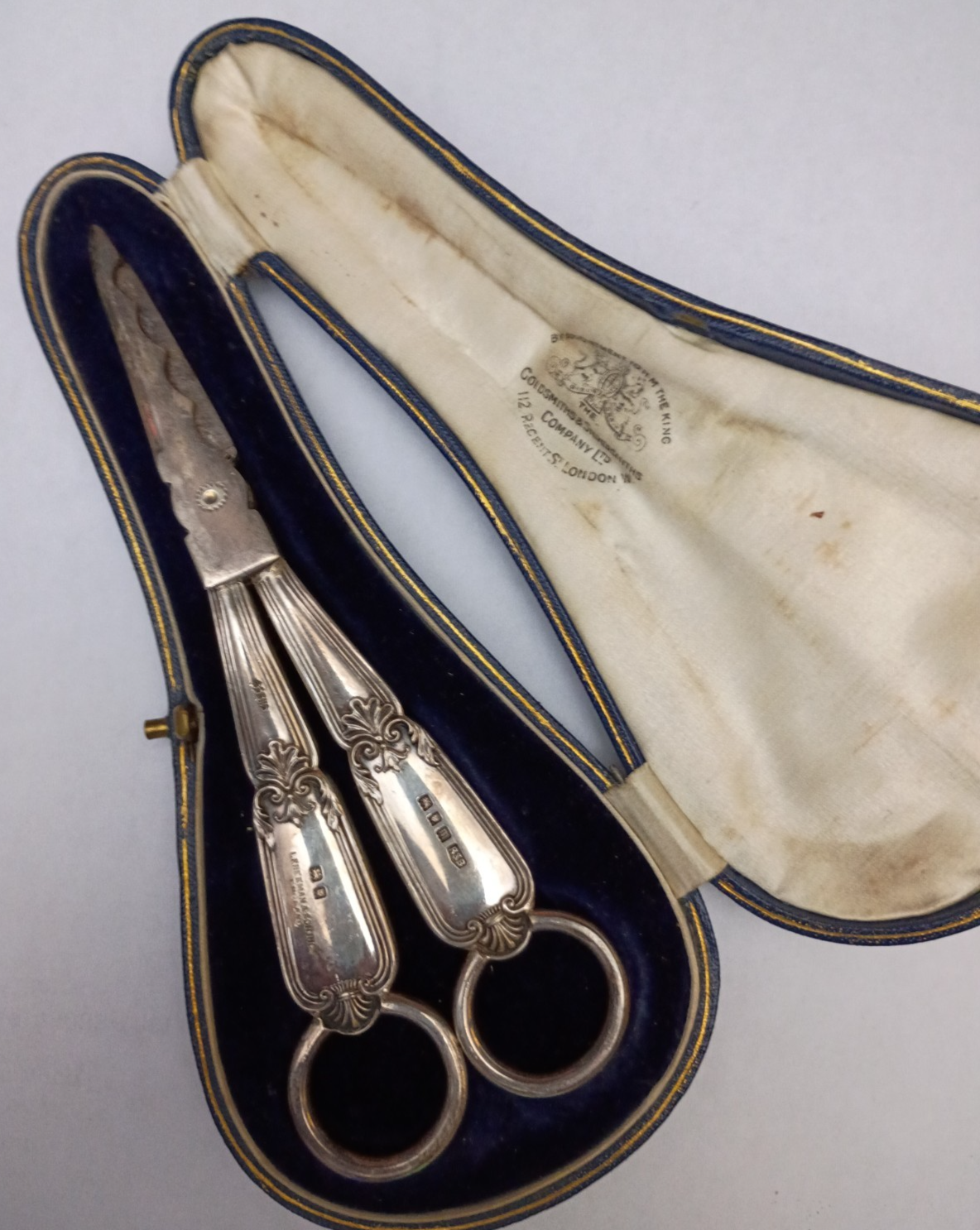 Sterling Silver Grape Shears Scissors London Goldsmiths Israel Freeman 140g